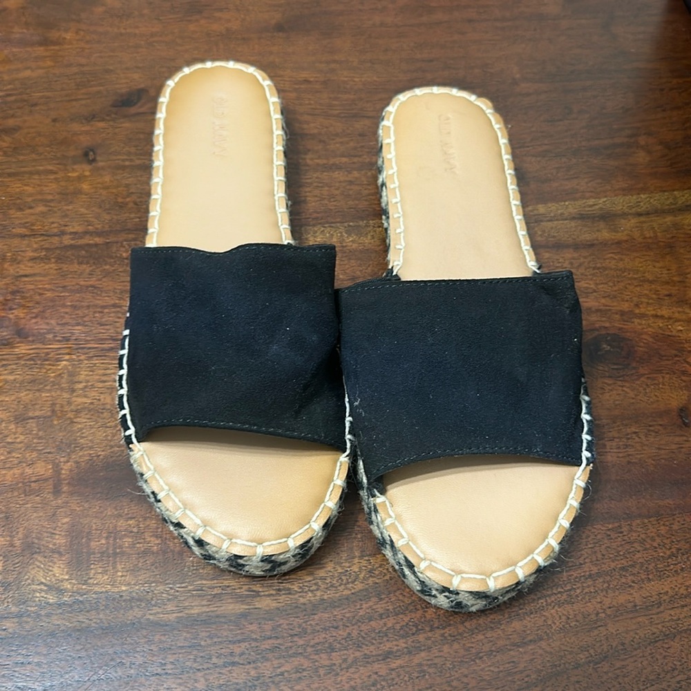 Old Navy sandals